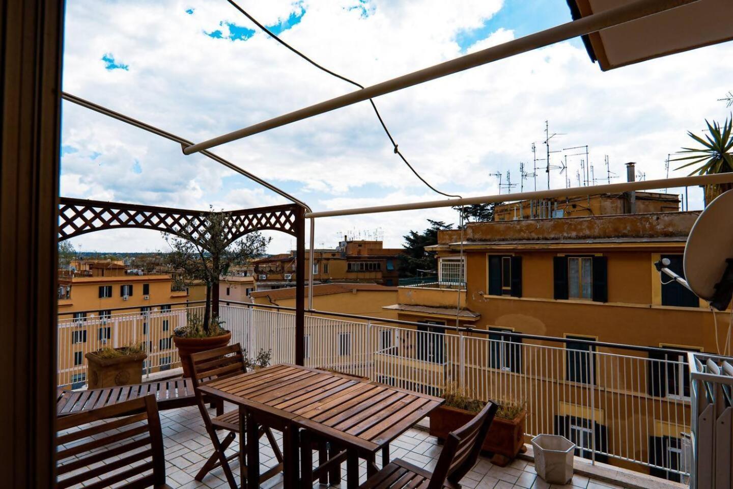 Happio Apartment Roma Esterno foto